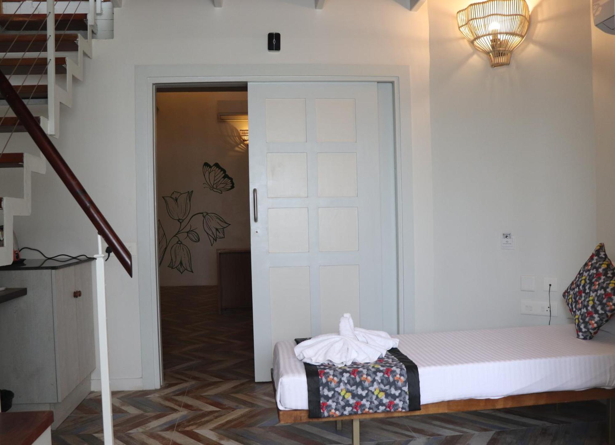 La Papillon Maison Pondicherry Esterno foto